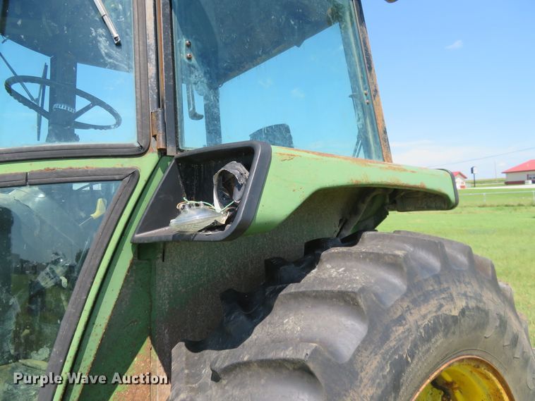 image for item FV9050 1976 John Deere 4430 tractor