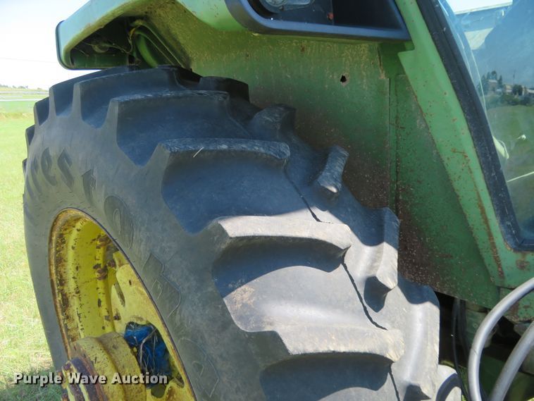 image for item FV9050 1976 John Deere 4430 tractor