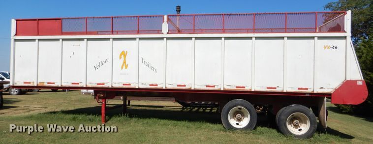 image for item FY9605 2010 shop built live bottom trailer