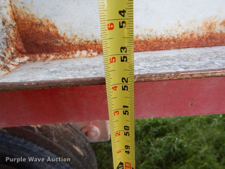 image for item FY9605 2010 shop built live bottom trailer