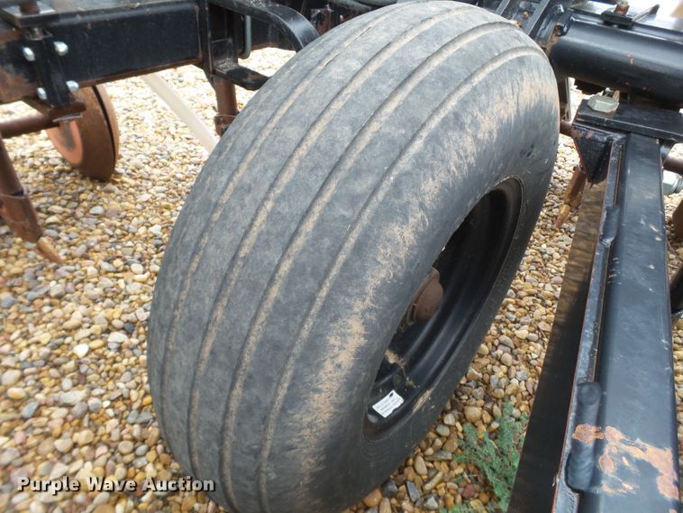 image for item GC9009 CrustBuster 3200 TS41X12 grain drill