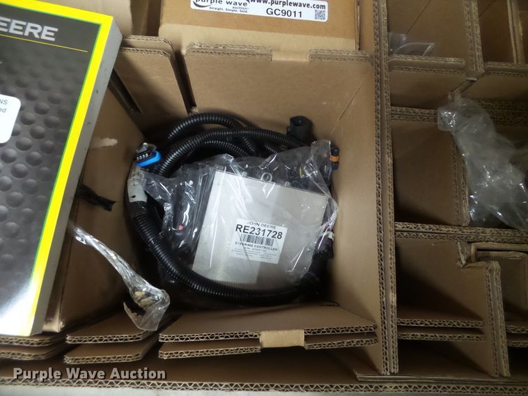 image for item GC9011 GreenStar AutoTrac assisted steering system