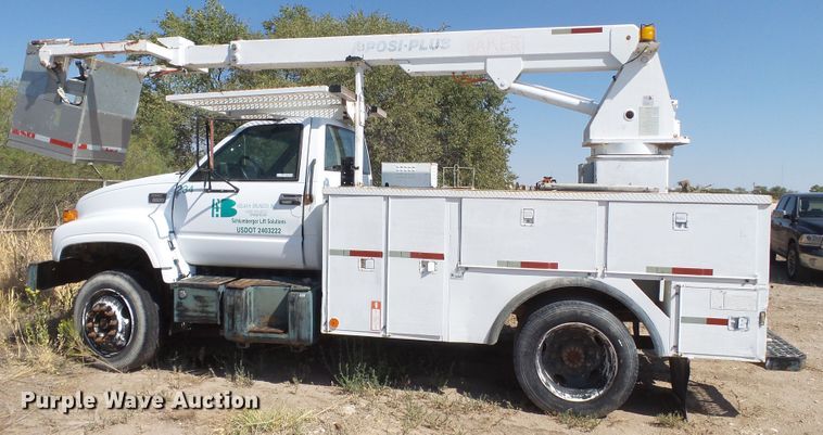 image for item GC9018 1999 GMC C6500 bucket truck