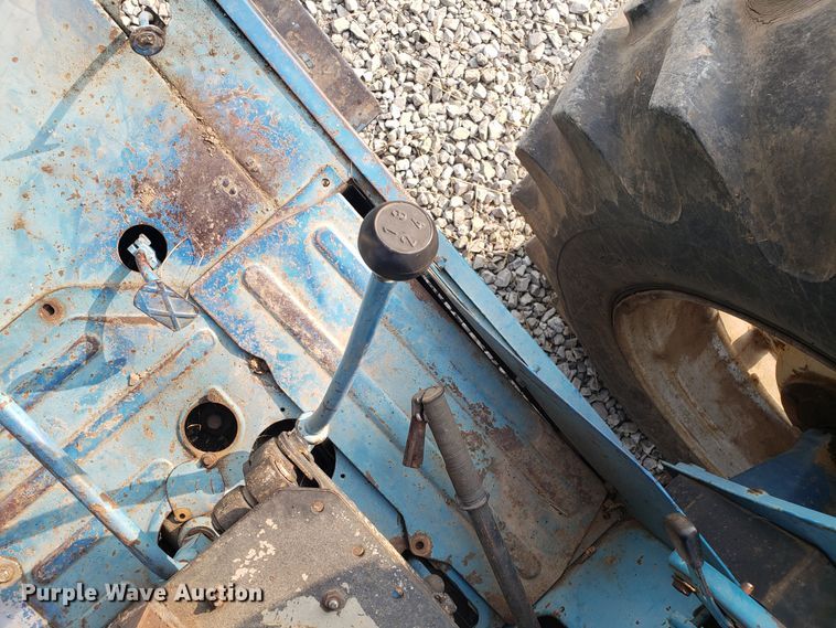 image for item GF9249 Long 910 tractor