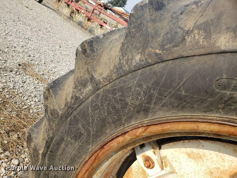 image for item GF9249 Long 910 tractor