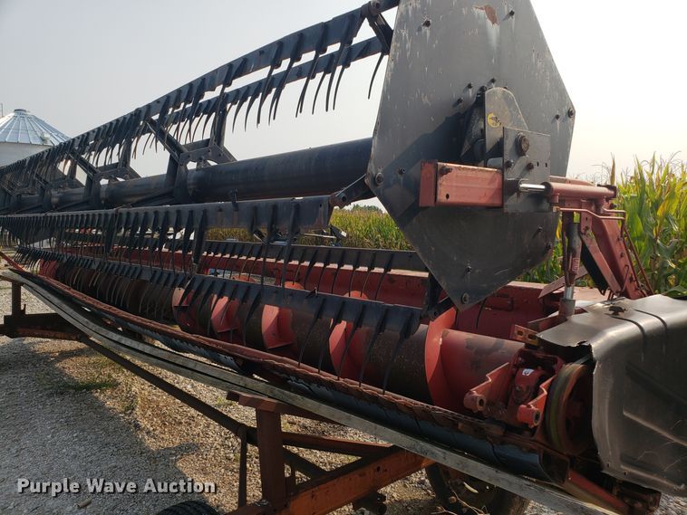 image for item GF9252 Case IH 1020 head