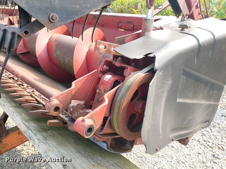 image for item GF9252 Case IH 1020 head