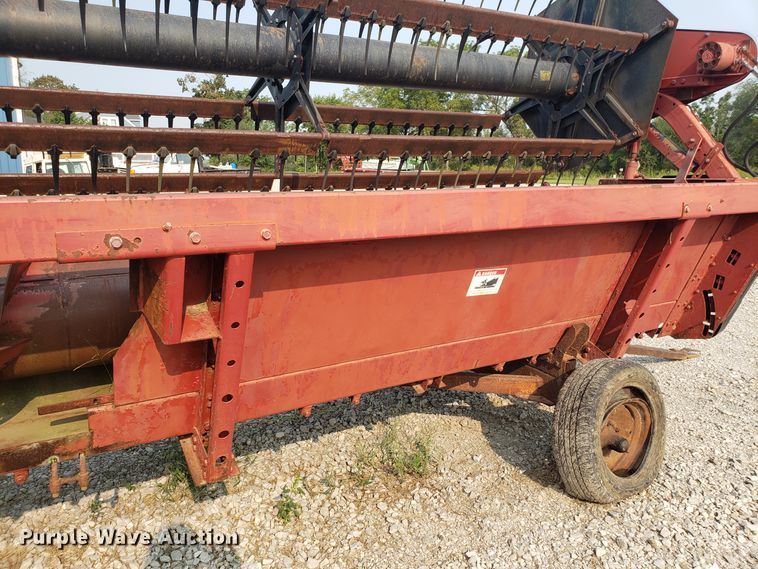 image for item GF9252 Case IH 1020 head
