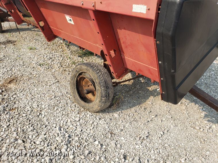 image for item GF9252 Case IH 1020 head