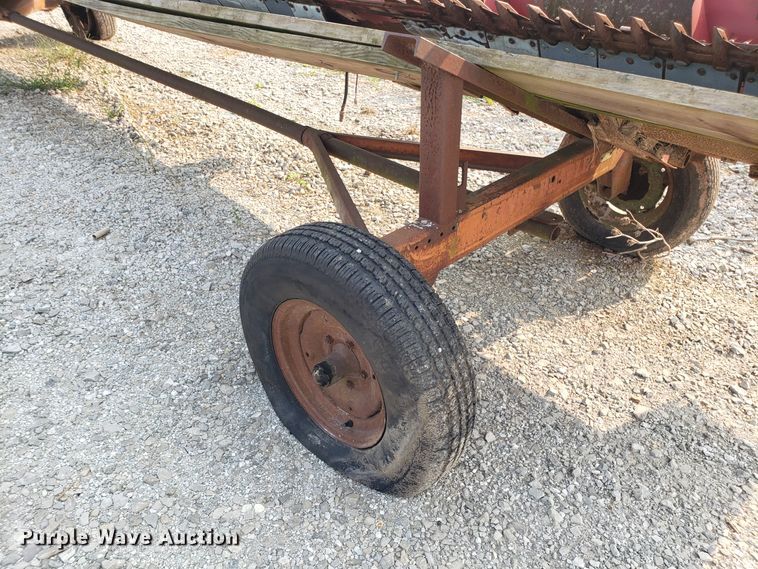 image for item GF9252 Case IH 1020 head