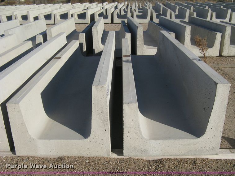 image for item GF9508 (12) concrete feed bunks