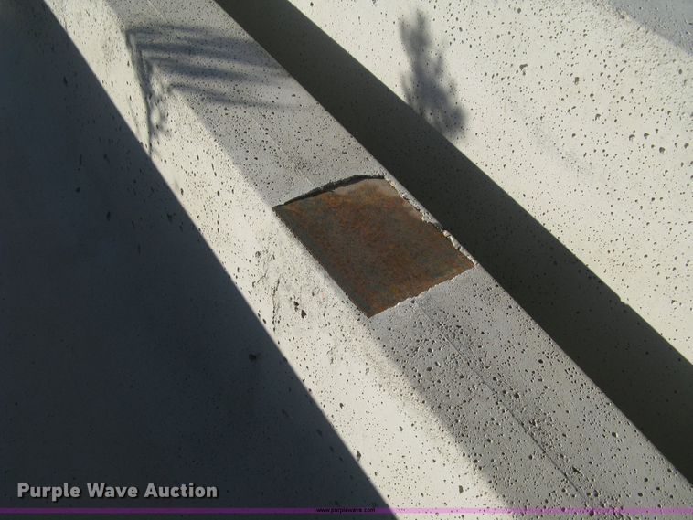 image for item GF9508 (12) concrete feed bunks