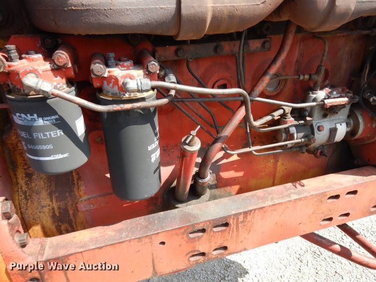 image for item GG9114 1968 International 1256 tractor