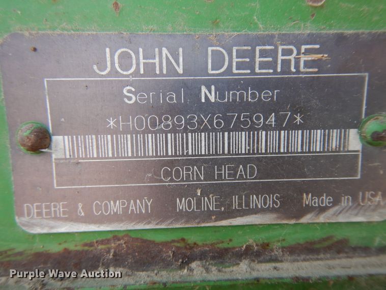 image for item GG9138 1998 John Deere 893 corn head