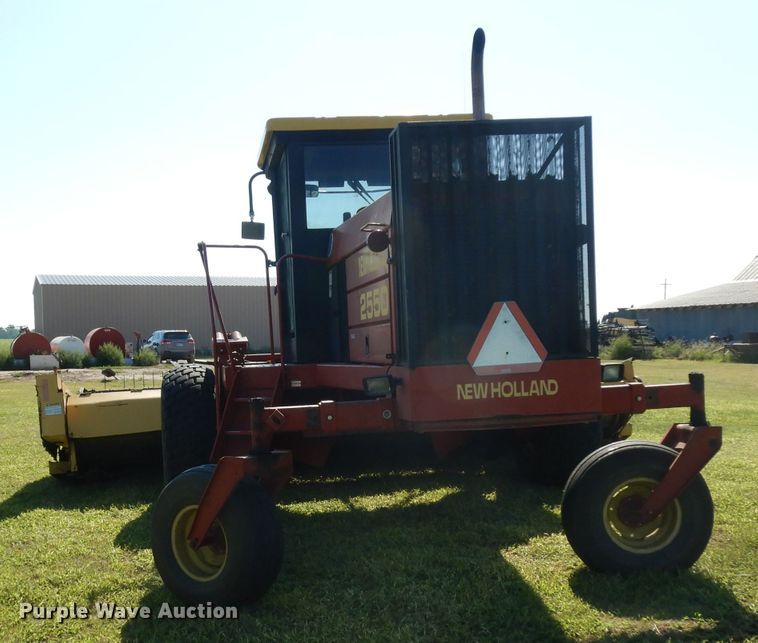 image for item GG9139 1997 New Holland 2550 windrower