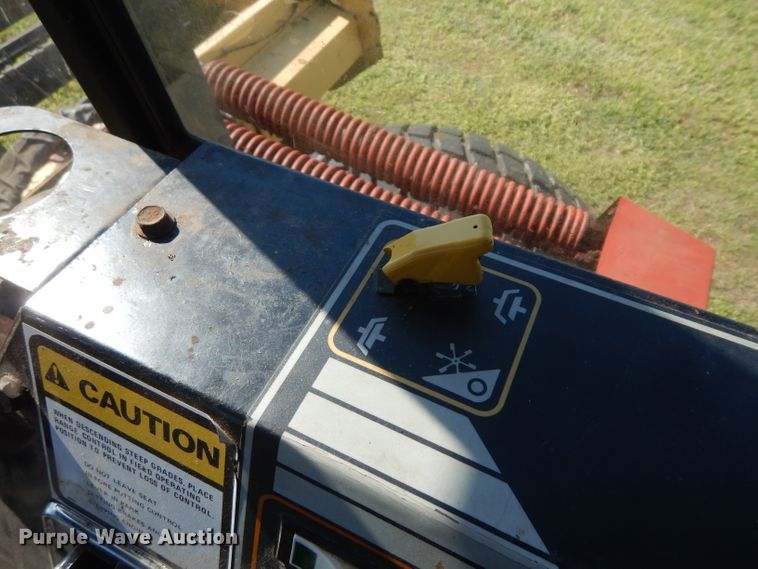 image for item GG9139 1997 New Holland 2550 windrower