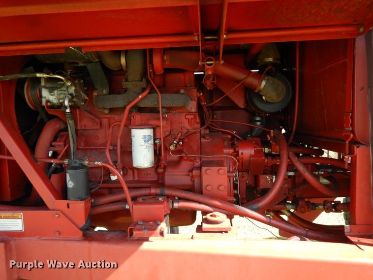 image for item GG9139 1997 New Holland 2550 windrower