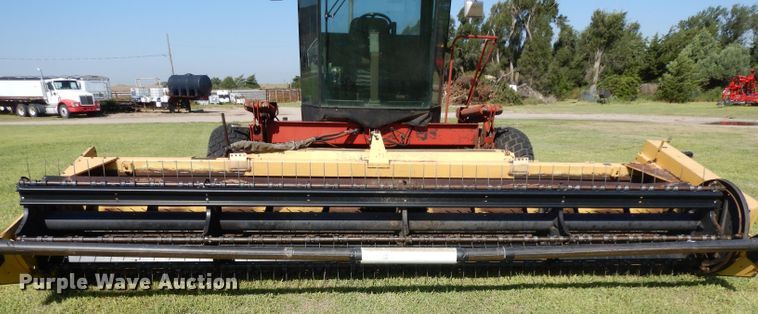 image for item GG9139 1997 New Holland 2550 windrower