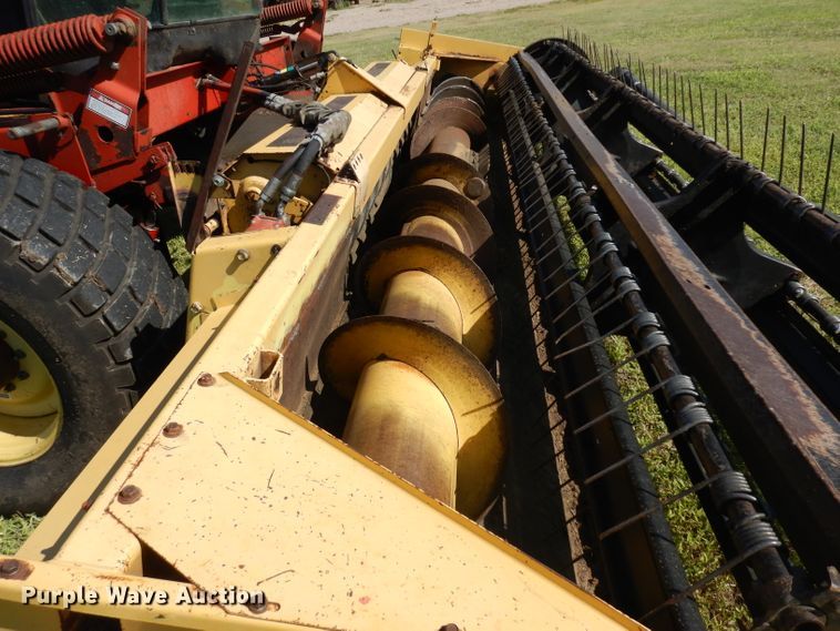 image for item GG9139 1997 New Holland 2550 windrower