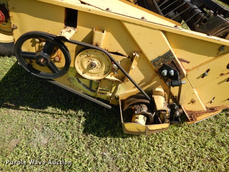 image for item GG9139 1997 New Holland 2550 windrower