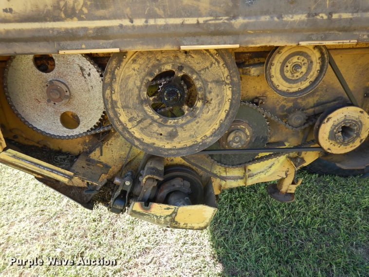 image for item GG9139 1997 New Holland 2550 windrower