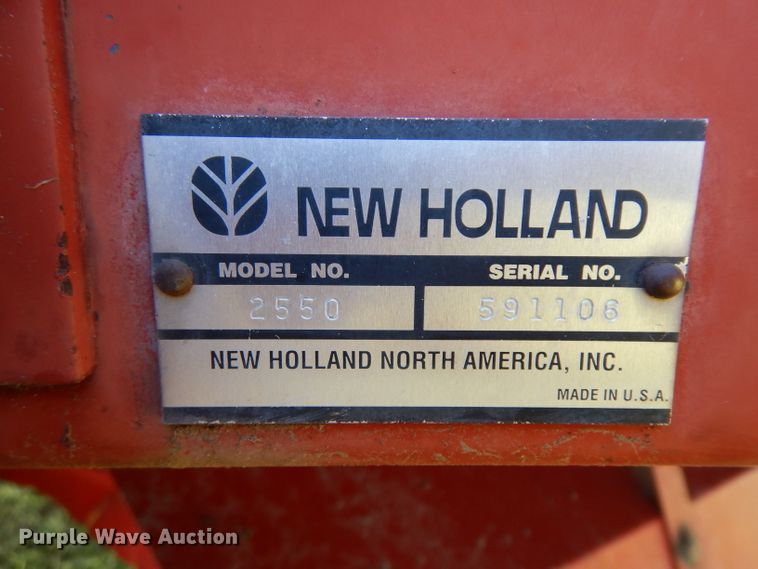 image for item GG9139 1997 New Holland 2550 windrower