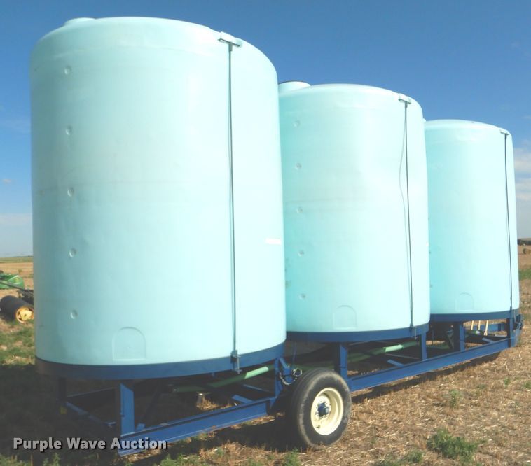 image for item GH9557 JD Skiles three cone bottom trailer