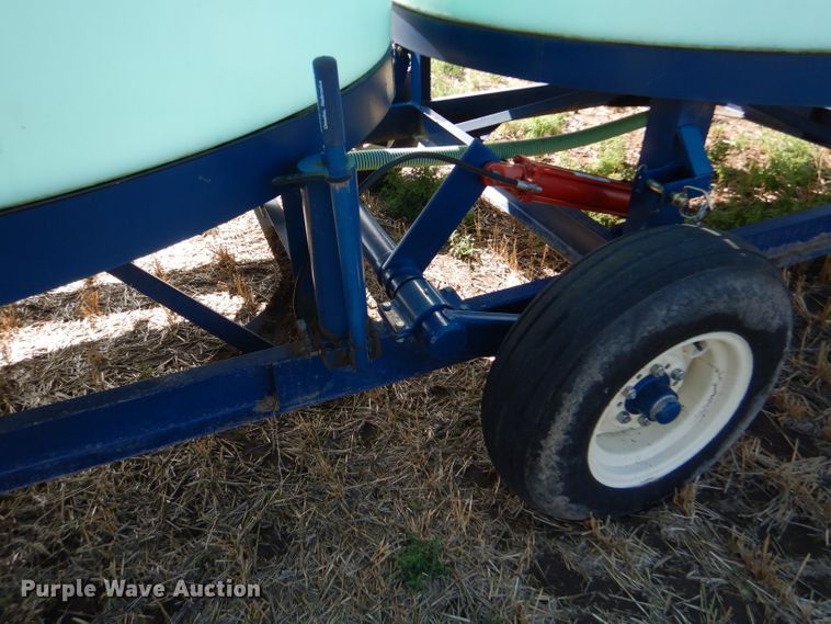 image for item GH9557 JD Skiles three cone bottom trailer