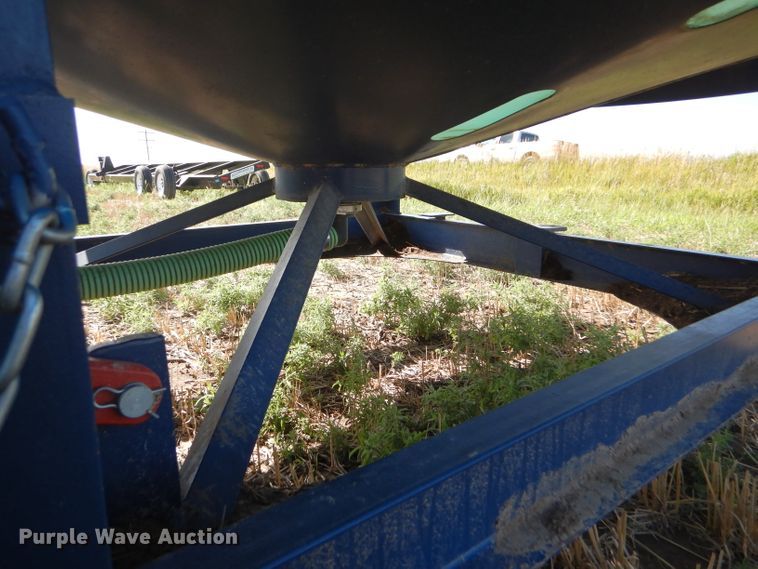 image for item GH9557 JD Skiles three cone bottom trailer