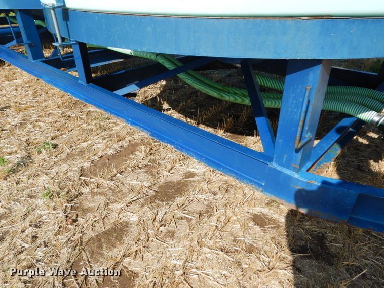 image for item GH9557 JD Skiles three cone bottom trailer