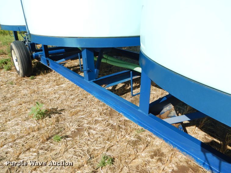 image for item GH9557 JD Skiles three cone bottom trailer