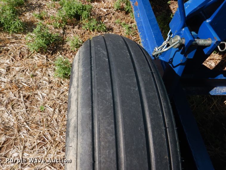 image for item GH9557 JD Skiles three cone bottom trailer