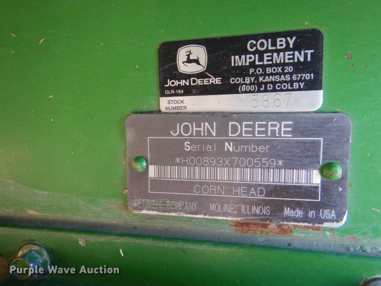 image for item GH9561 2003 John Deere 893 corn head