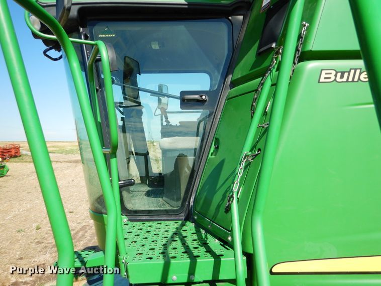 image for item GH9562 2007 John Deere 9760 STS combine