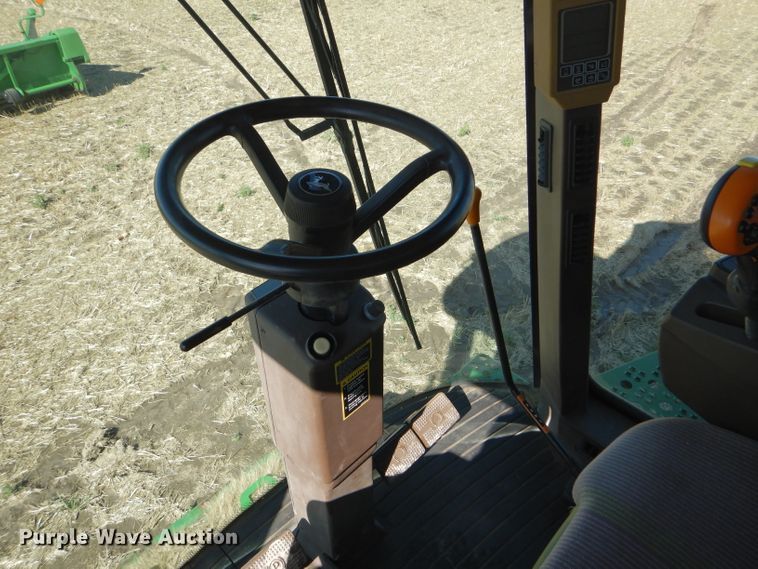 image for item GH9562 2007 John Deere 9760 STS combine