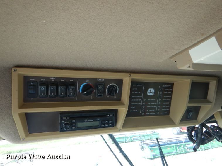 image for item GH9562 2007 John Deere 9760 STS combine