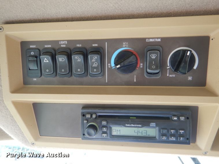 image for item GH9562 2007 John Deere 9760 STS combine