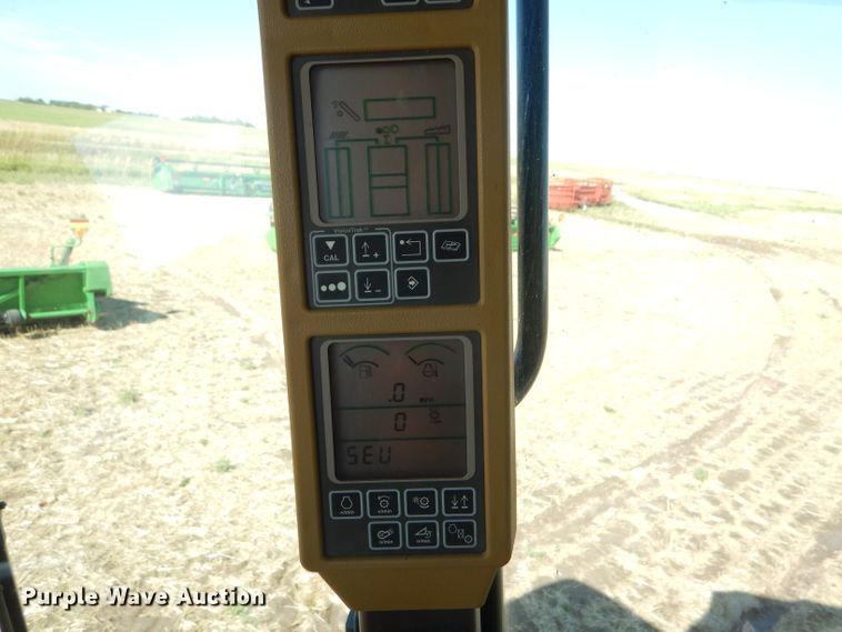 image for item GH9562 2007 John Deere 9760 STS combine