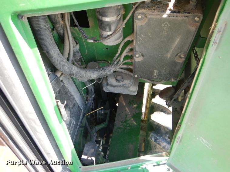 image for item GH9562 2007 John Deere 9760 STS combine