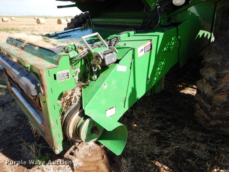 image for item GH9562 2007 John Deere 9760 STS combine