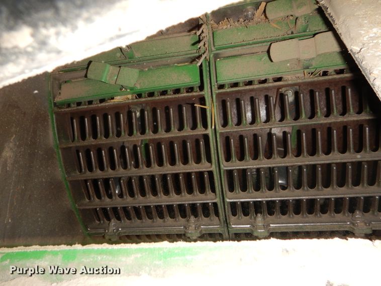 image for item GH9562 2007 John Deere 9760 STS combine