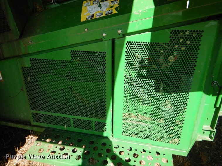 image for item GH9562 2007 John Deere 9760 STS combine