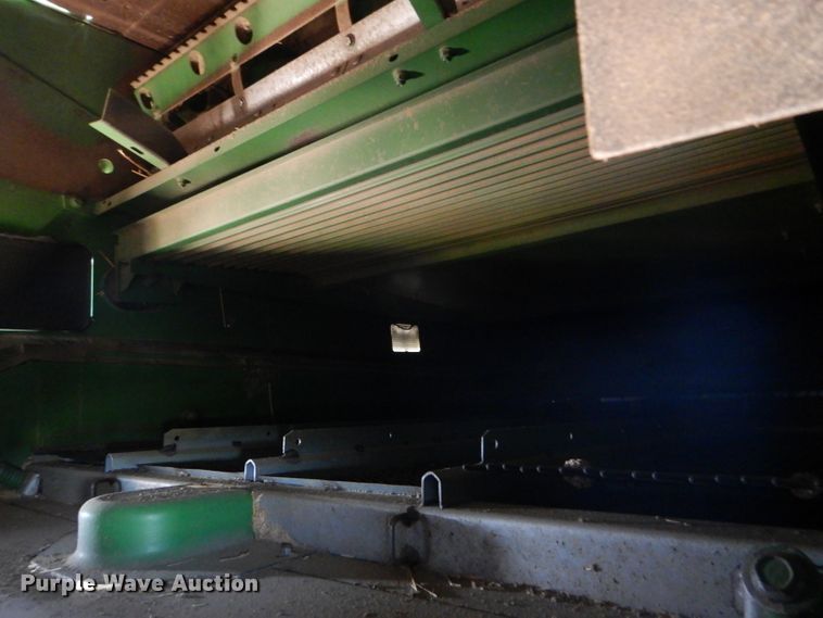 image for item GH9562 2007 John Deere 9760 STS combine