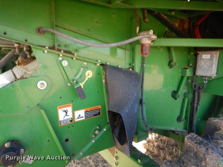 image for item GH9562 2007 John Deere 9760 STS combine