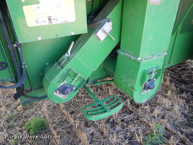 image for item GH9562 2007 John Deere 9760 STS combine