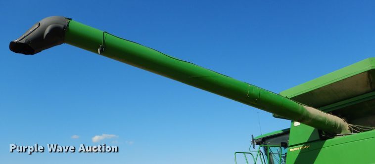 image for item GH9562 2007 John Deere 9760 STS combine