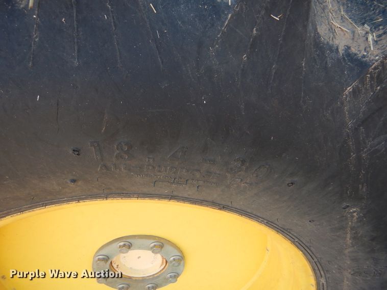 image for item GH9562 2007 John Deere 9760 STS combine