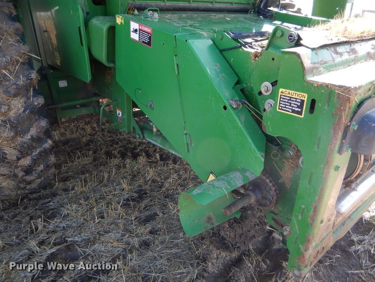 image for item GH9562 2007 John Deere 9760 STS combine