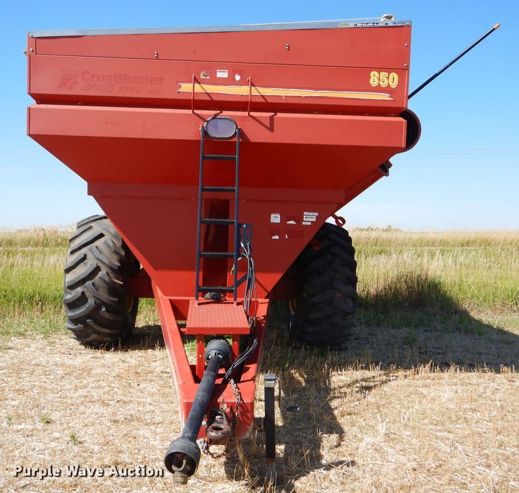 image for item GH9564 CrustBuster 850GC grain cart