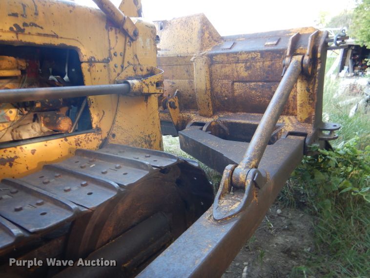 image for item GH9603 1955 International TD24 dozer